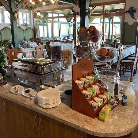 Zala Aranya Panzio Hotel Zalakaros Buitenkant foto