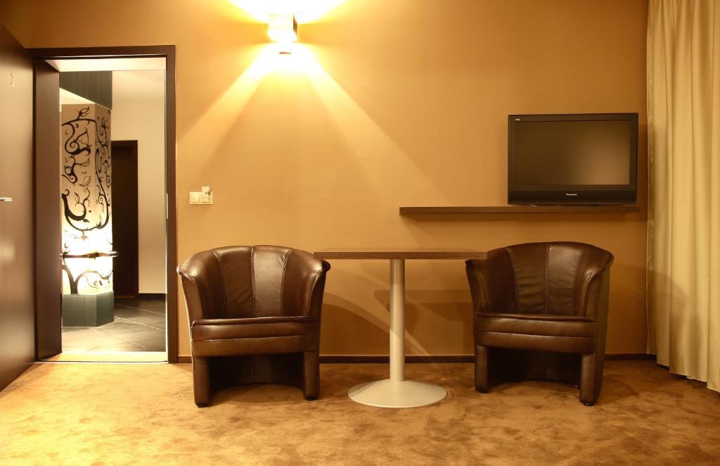 Zala Aranya Panzio Hotel Zalakaros Buitenkant foto
