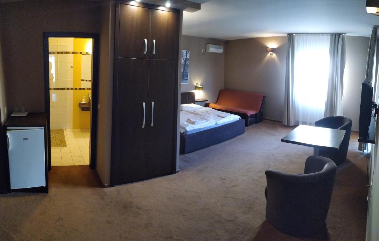Zala Aranya Panzio Hotel Zalakaros Buitenkant foto