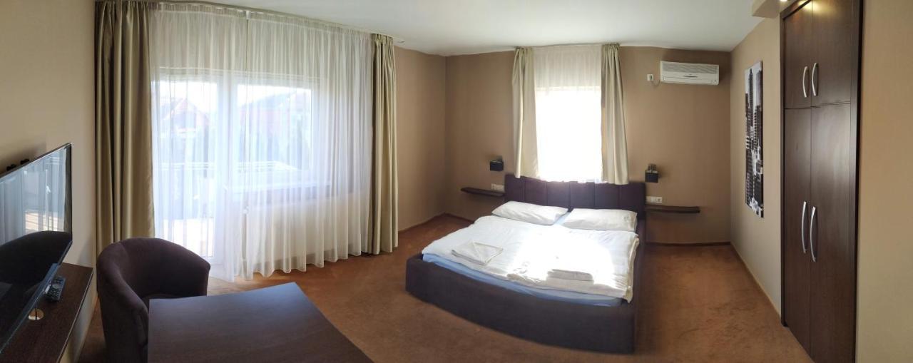 Zala Aranya Panzio Hotel Zalakaros Buitenkant foto
